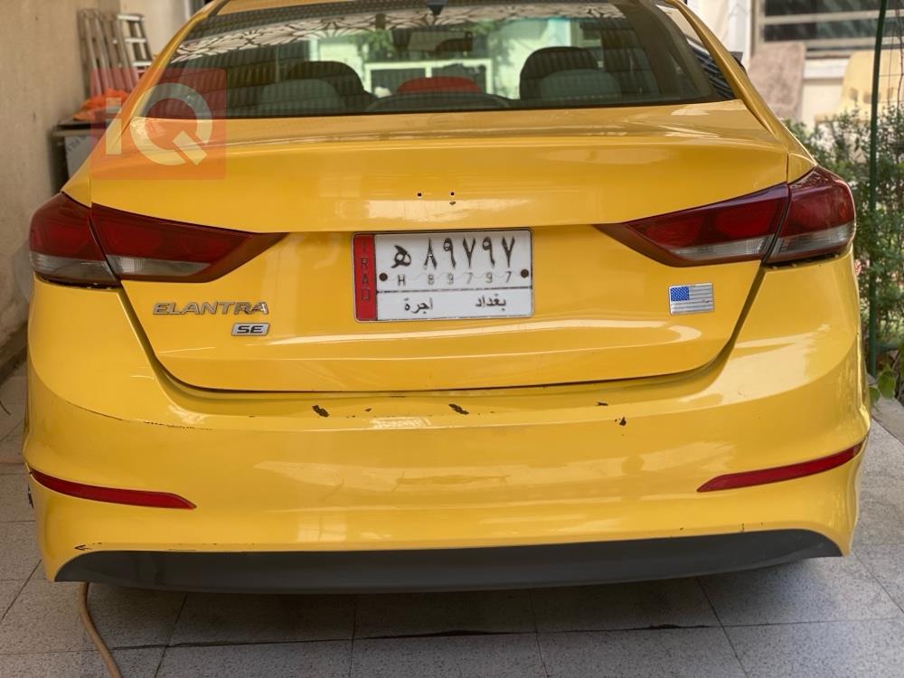 هیوندای ئەلەنترا
